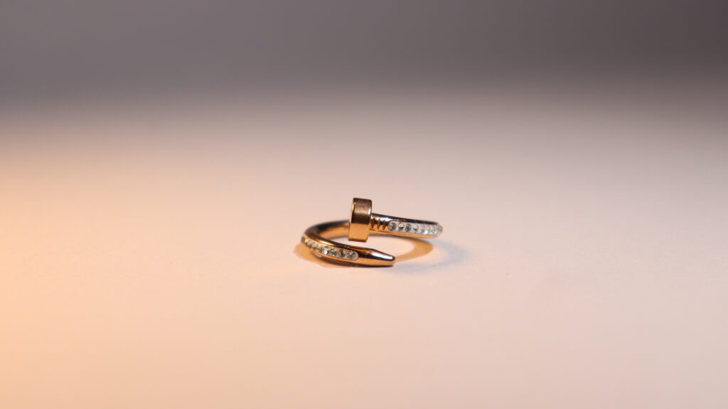 dilaraa-18k-gold-plated-crystal-nail-ring