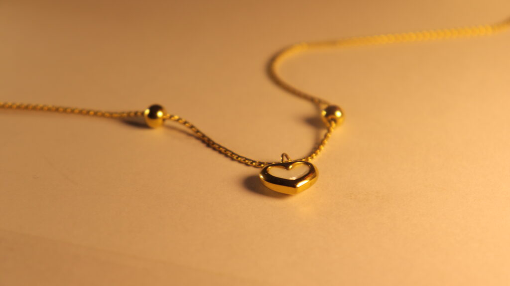 dilaraa-18k-gold-plated-amour-bracelet