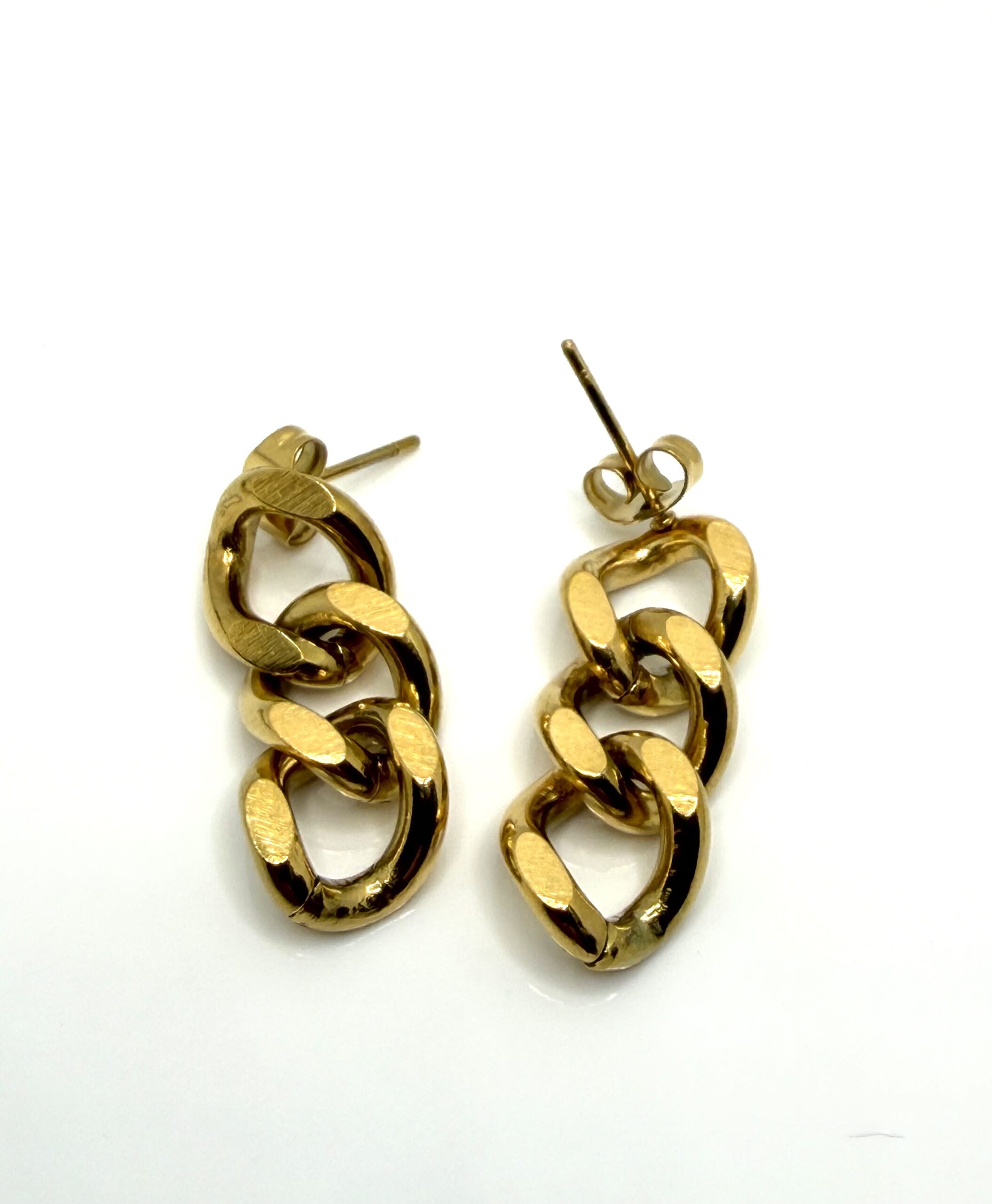 dilaraa-18k-gold-plated-cuban-link-chain-earrings