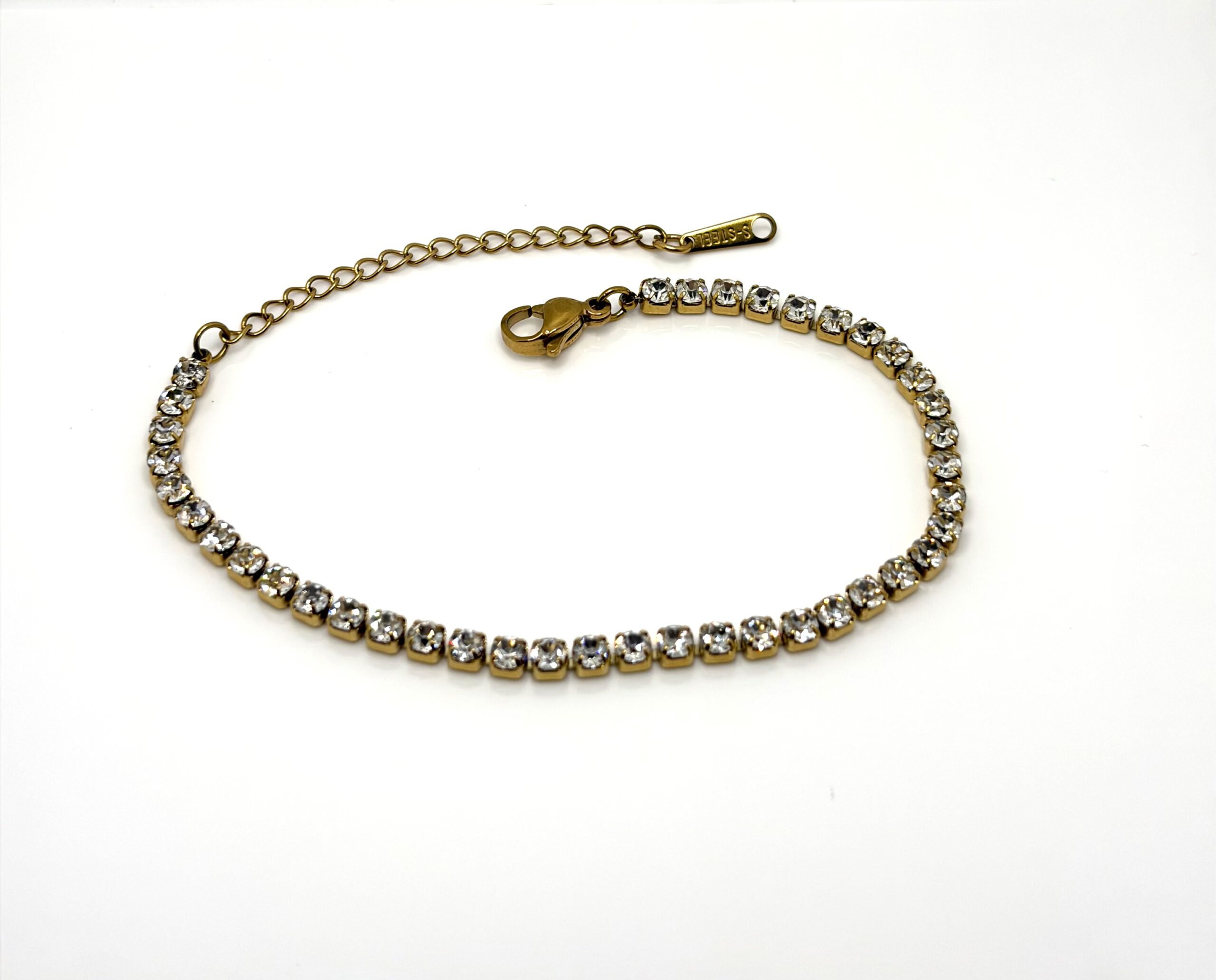 dilaraa-fine-diamond-tennis-bracelet