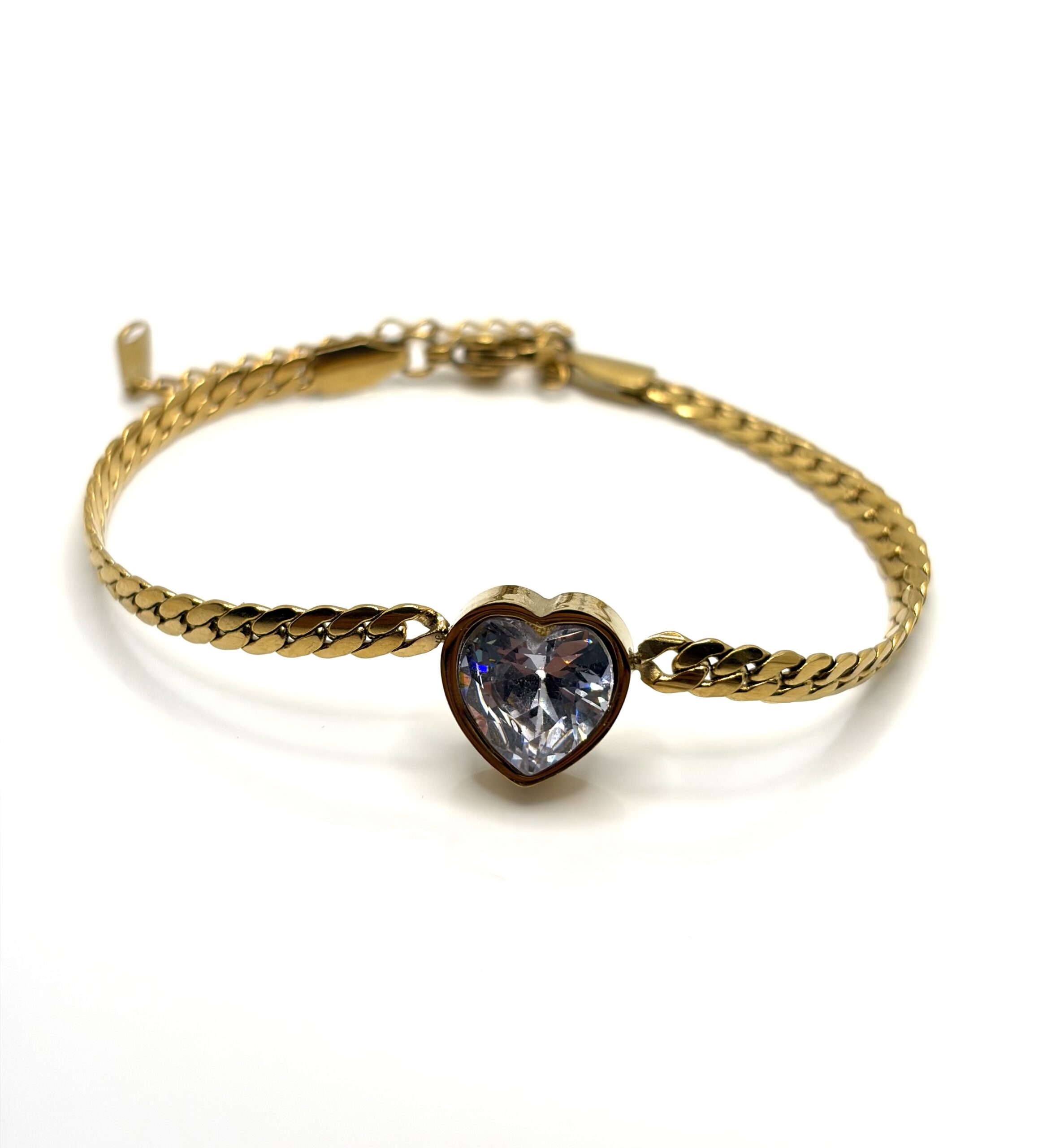 dilaraa-18k-gold-plated-heart-zircon-bracelet
