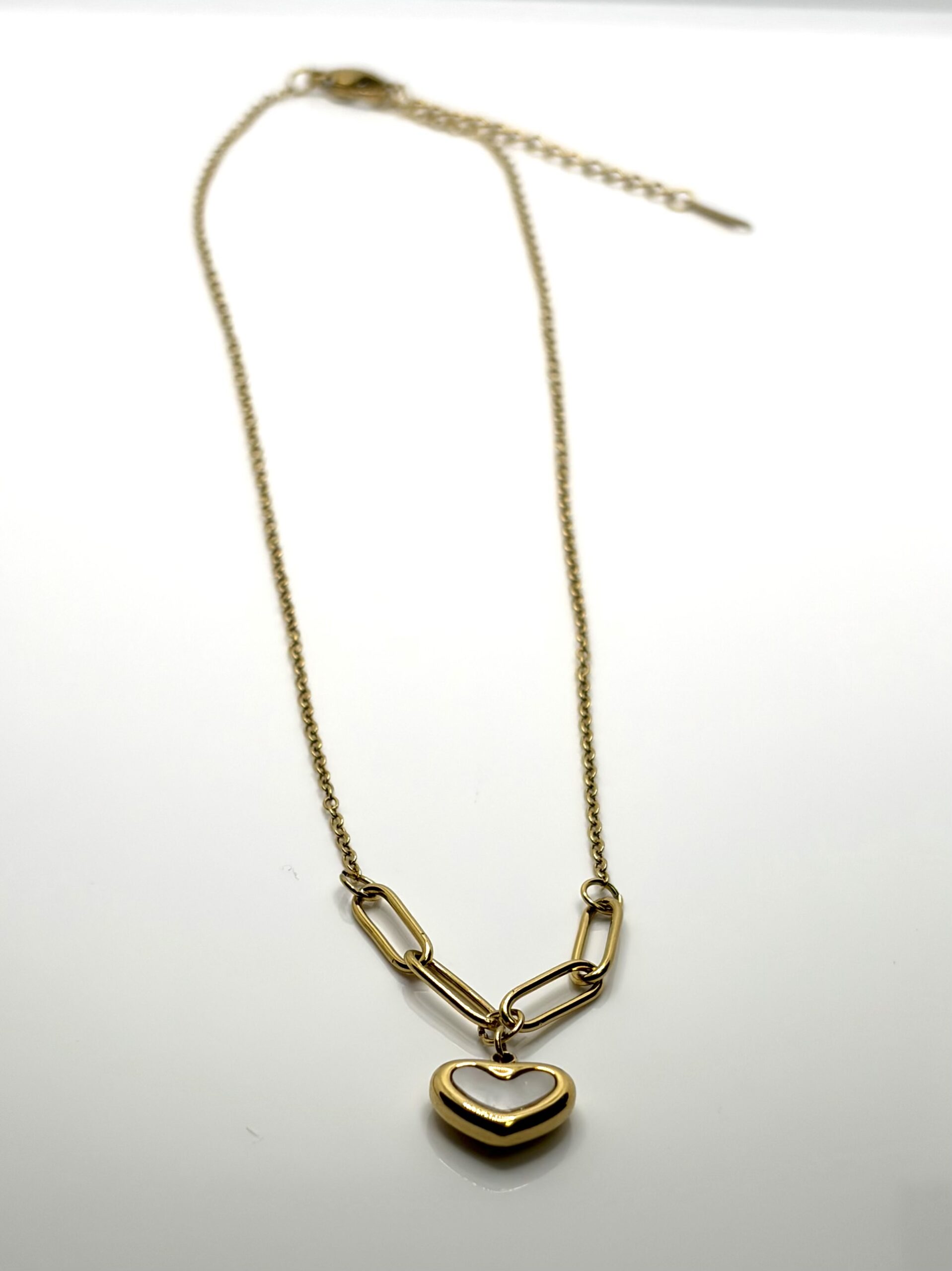 dilaraa-18k-gold-plated-amour-necklace