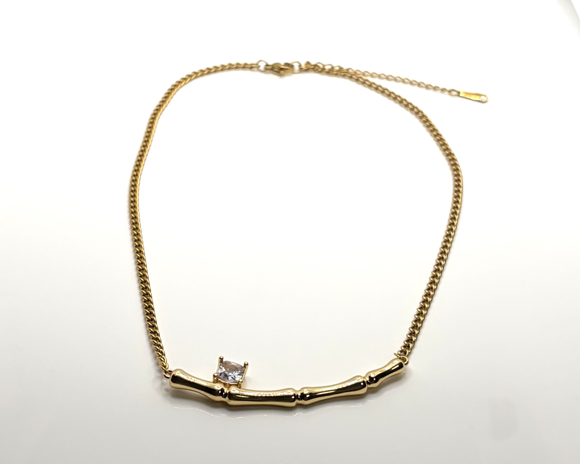 dilaraa-bamboo-crystal-necklace