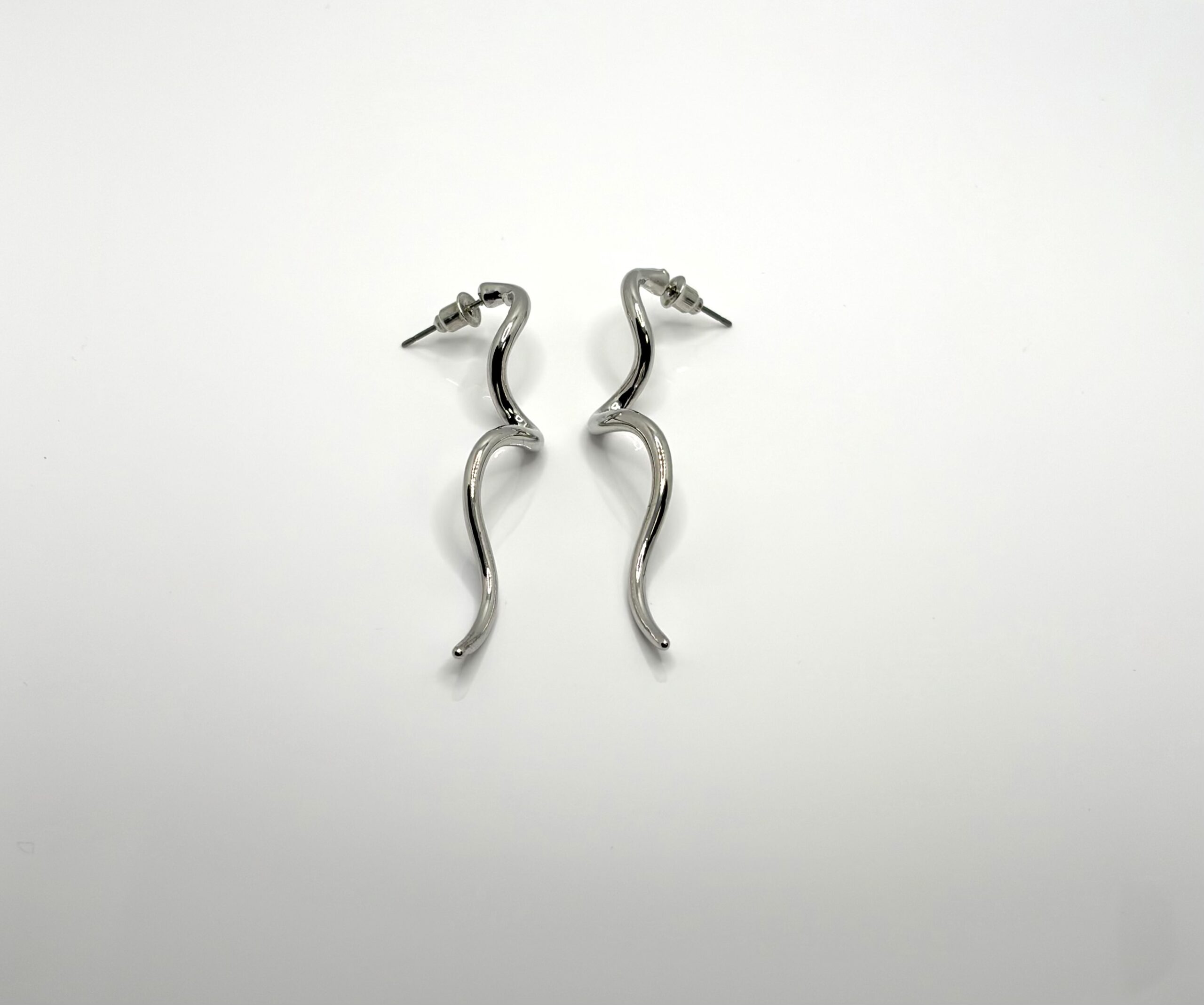 dilaraa-silver-wave-drops