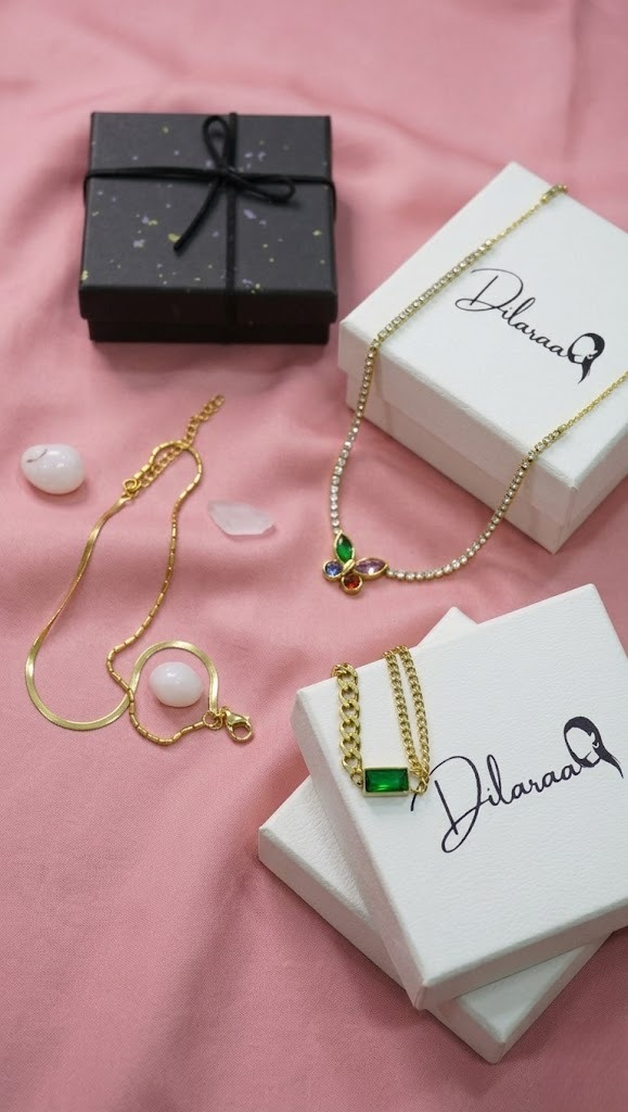 dilaraas-versatile-radiant-trio